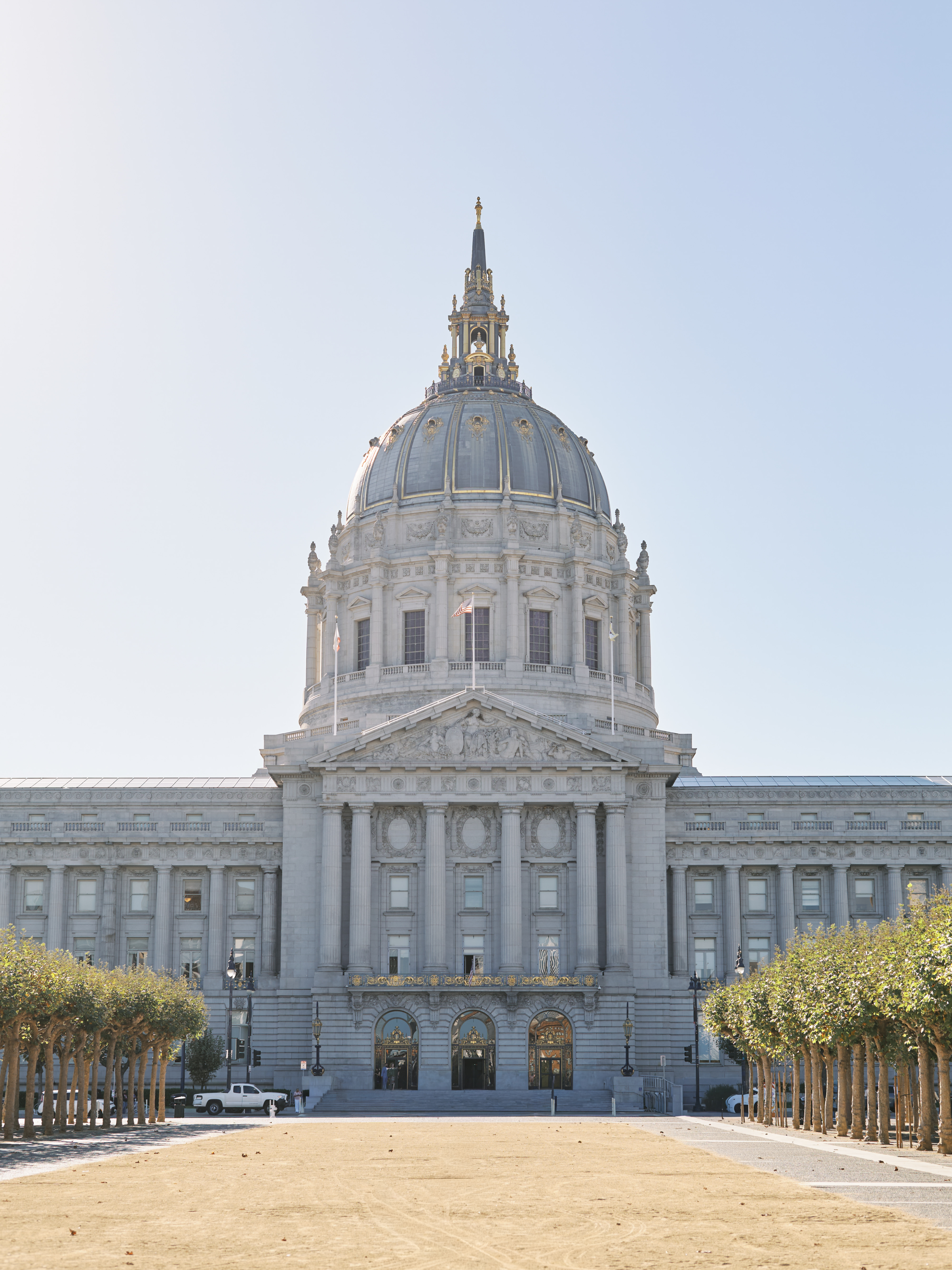 San Francisco City Hall exterior